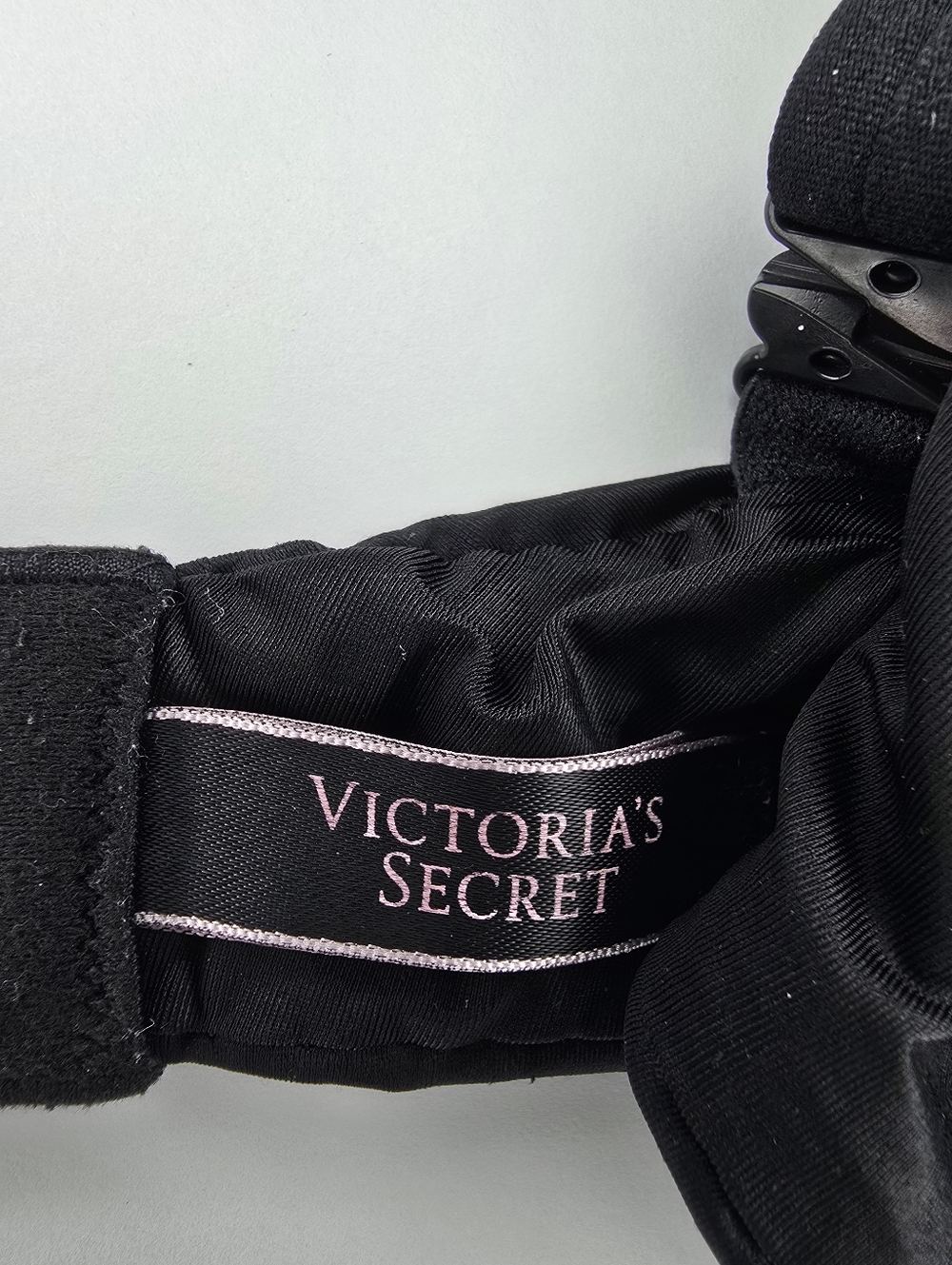 Victoria’s Secret Very Sexy Push Up Bra Black 34DDD - Picture 7 of 8